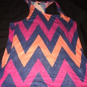 Racer back zigzag tank top
